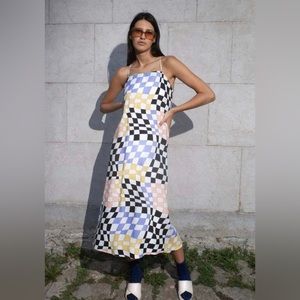 UNTITLED IN MOTION Intermission Slip Midi dress NWOT Size M